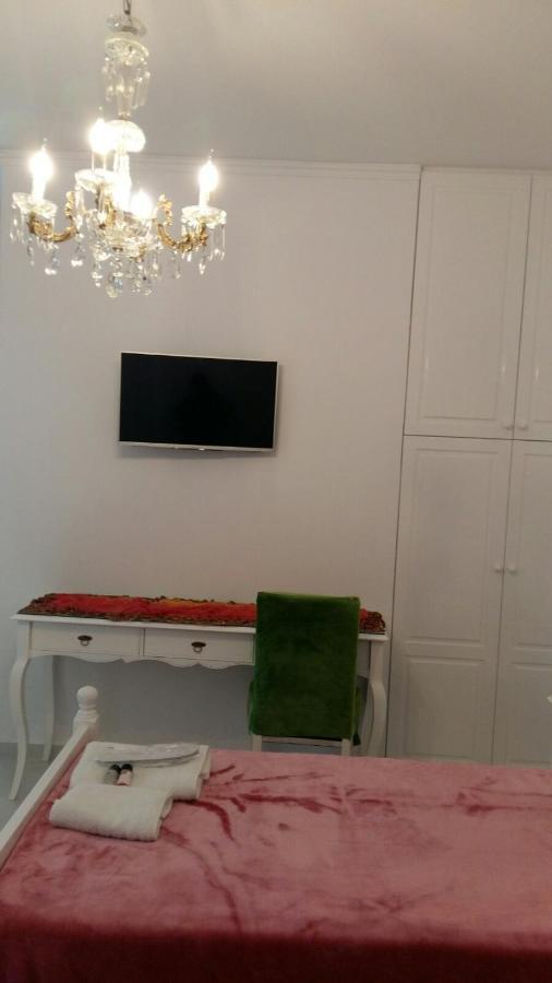 Nn Deluxe Room Near Athens Airport Szpáta Kültér fotó