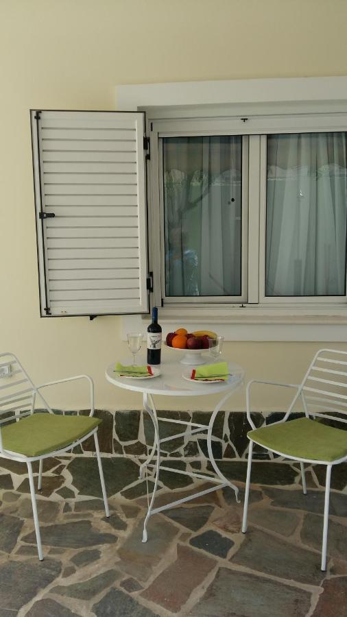 Nn Deluxe Room Near Athens Airport Szpáta Kültér fotó